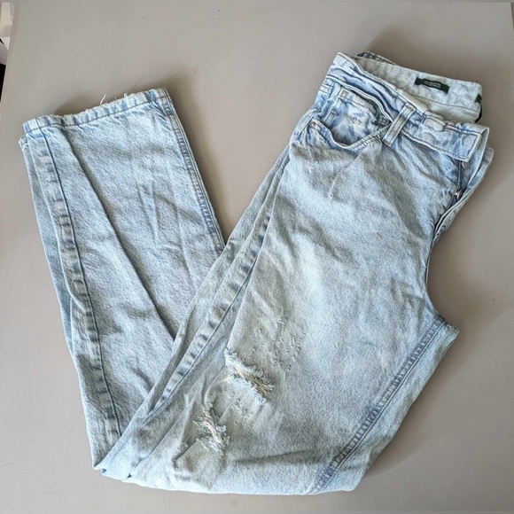 wild fable Denim - Wild Fable Womens High-Rise Foldover Straight Distressed Jeans - Size 10
